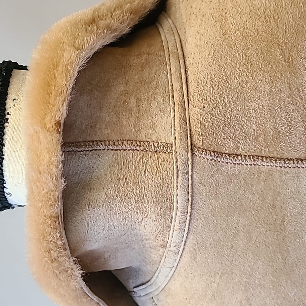 Gian Moti 100% Sheapskin Shearling coat size 38 Medium - Picture 9 of 16